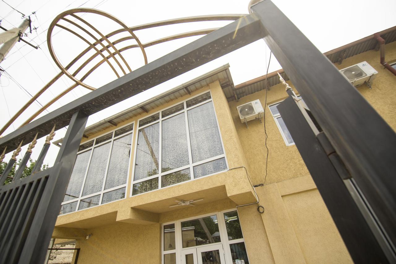 Hostel Esal 오쉬 외부 사진